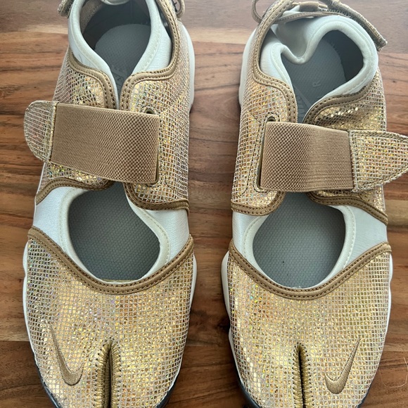 Women’s Nike Air Rift training shoe – size 10 - Picture 6 of 6